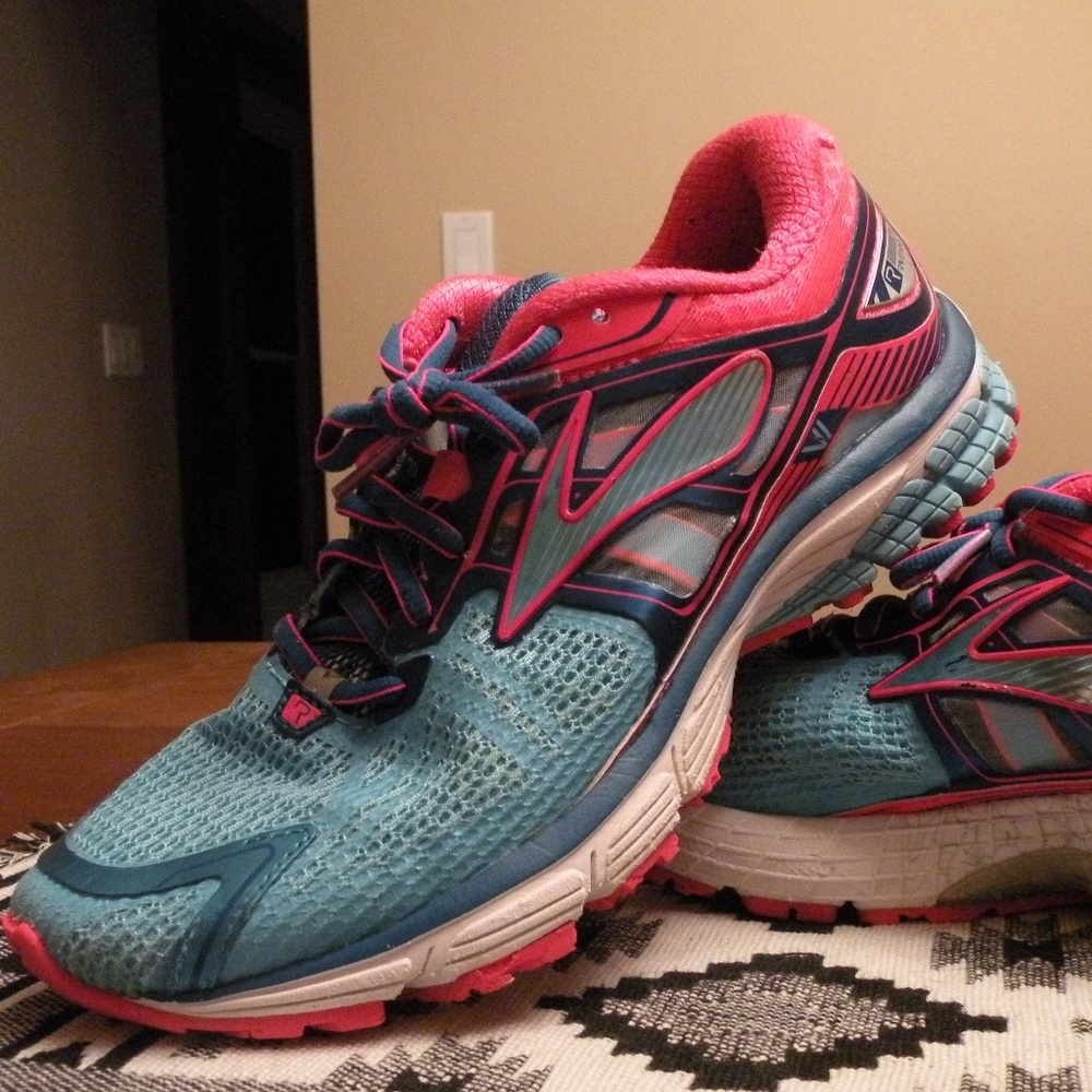 Brooks Raven 6